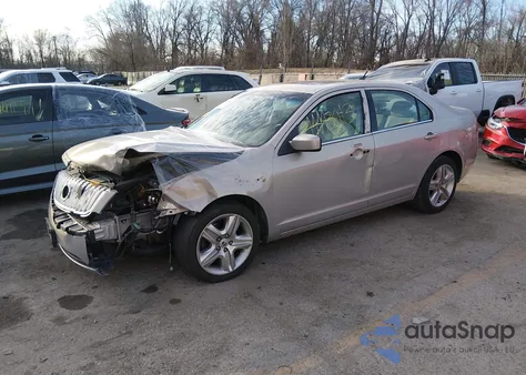 2010 Mercury Milan z USA, uszkodzony, nr VIN 3MEHM0HA2AR601642